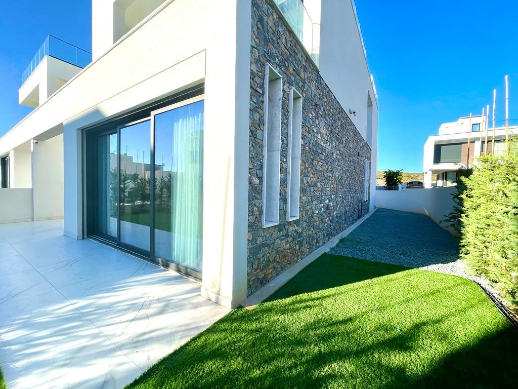 Contemporary Four Bedroom Villa in Germasogia