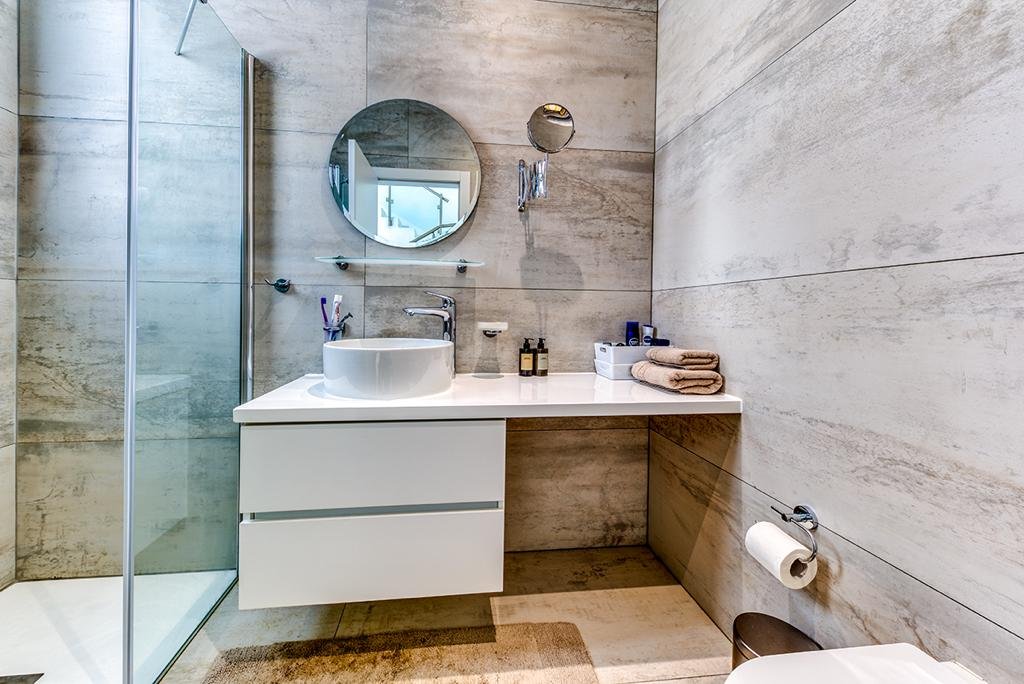 Contemporary Four Bedroom Villa in Germasogia