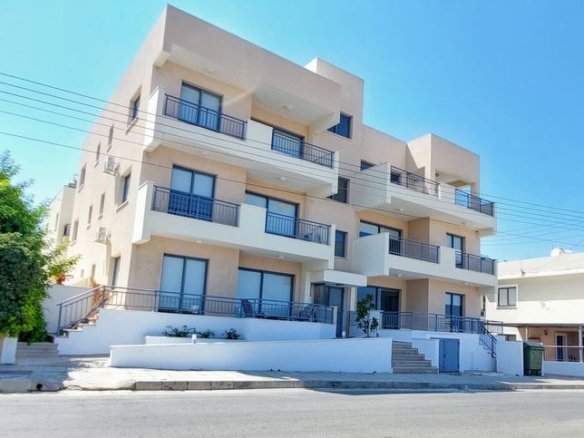 Two Bedroom Apartment in Geroskipou