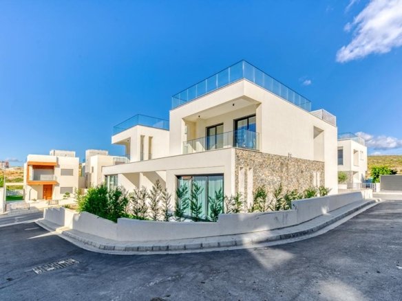 Contemporary Four Bedroom Villa in Germasogia