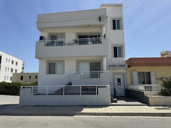 Two‑in‑One Apartment Opportunity in Geroskipou