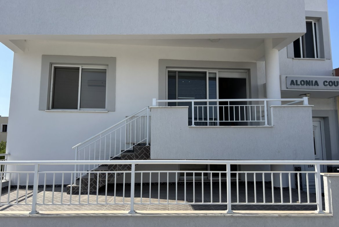 Two‑in‑One Apartment Opportunity in Geroskipou