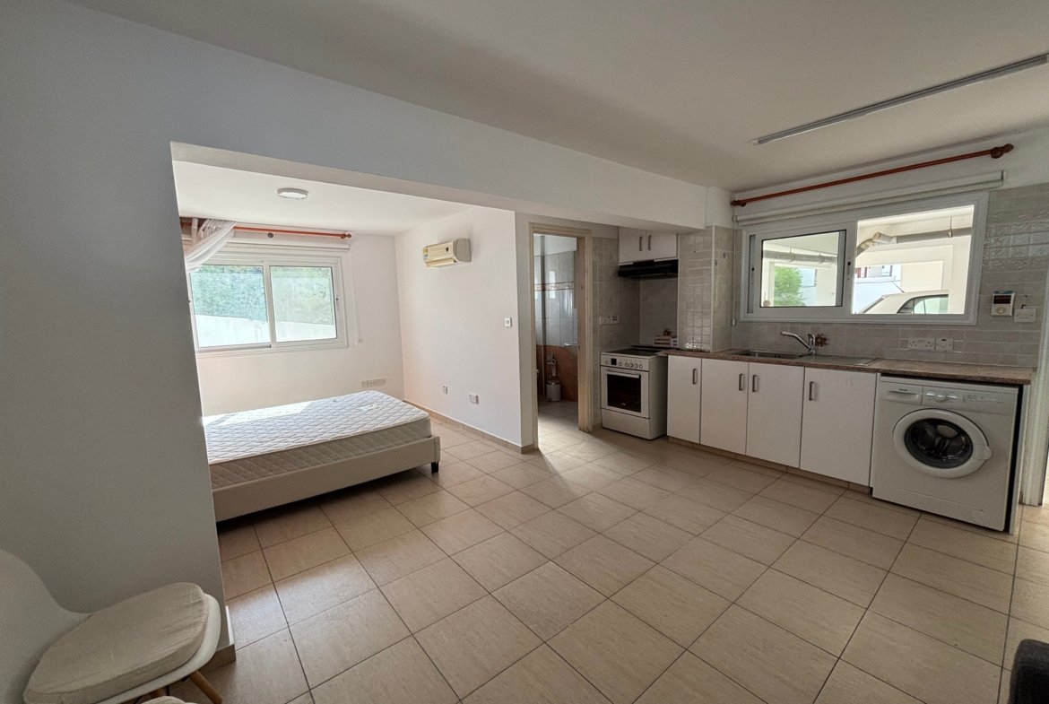 Two‑in‑One Apartment Opportunity in Geroskipou