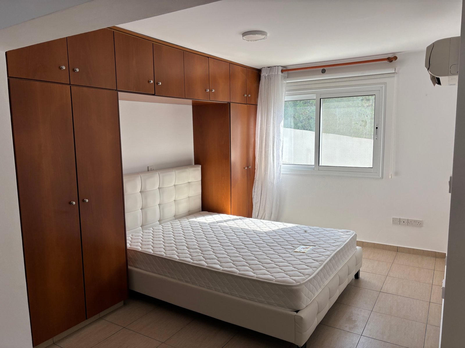 Two‑in‑One Apartment Opportunity in Geroskipou