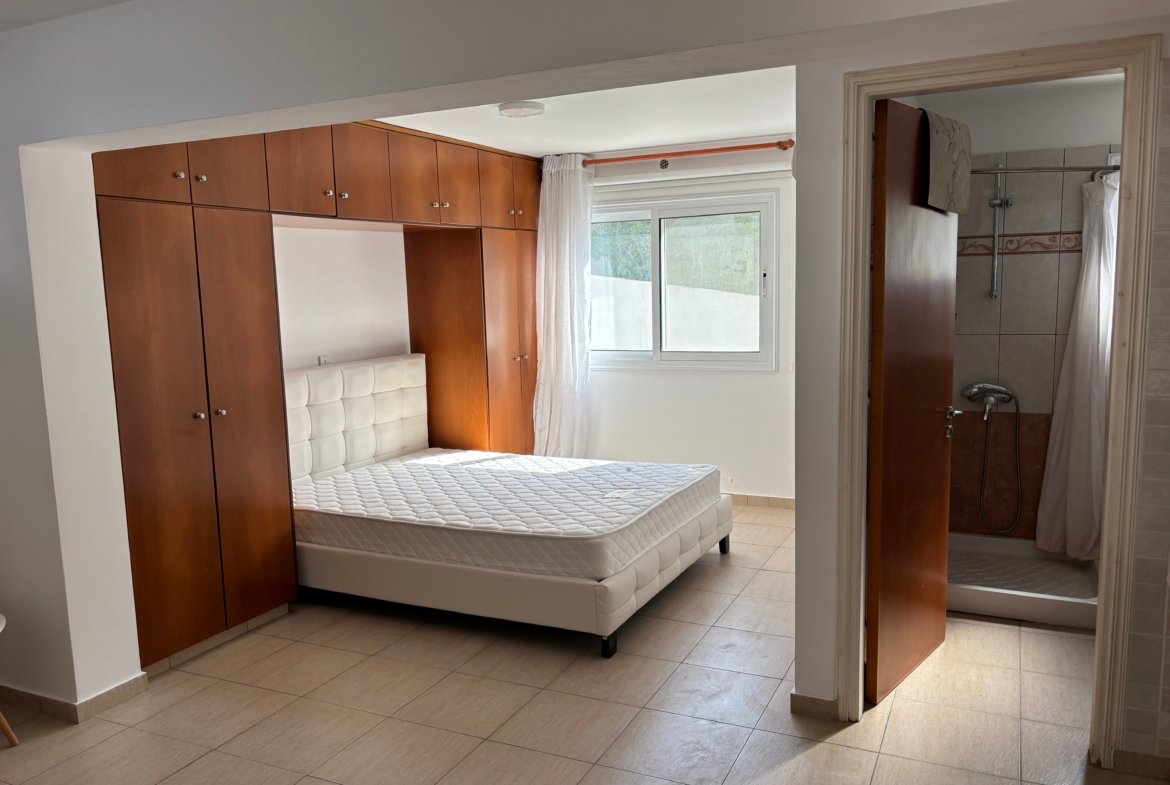 Two‑in‑One Apartment Opportunity in Geroskipou