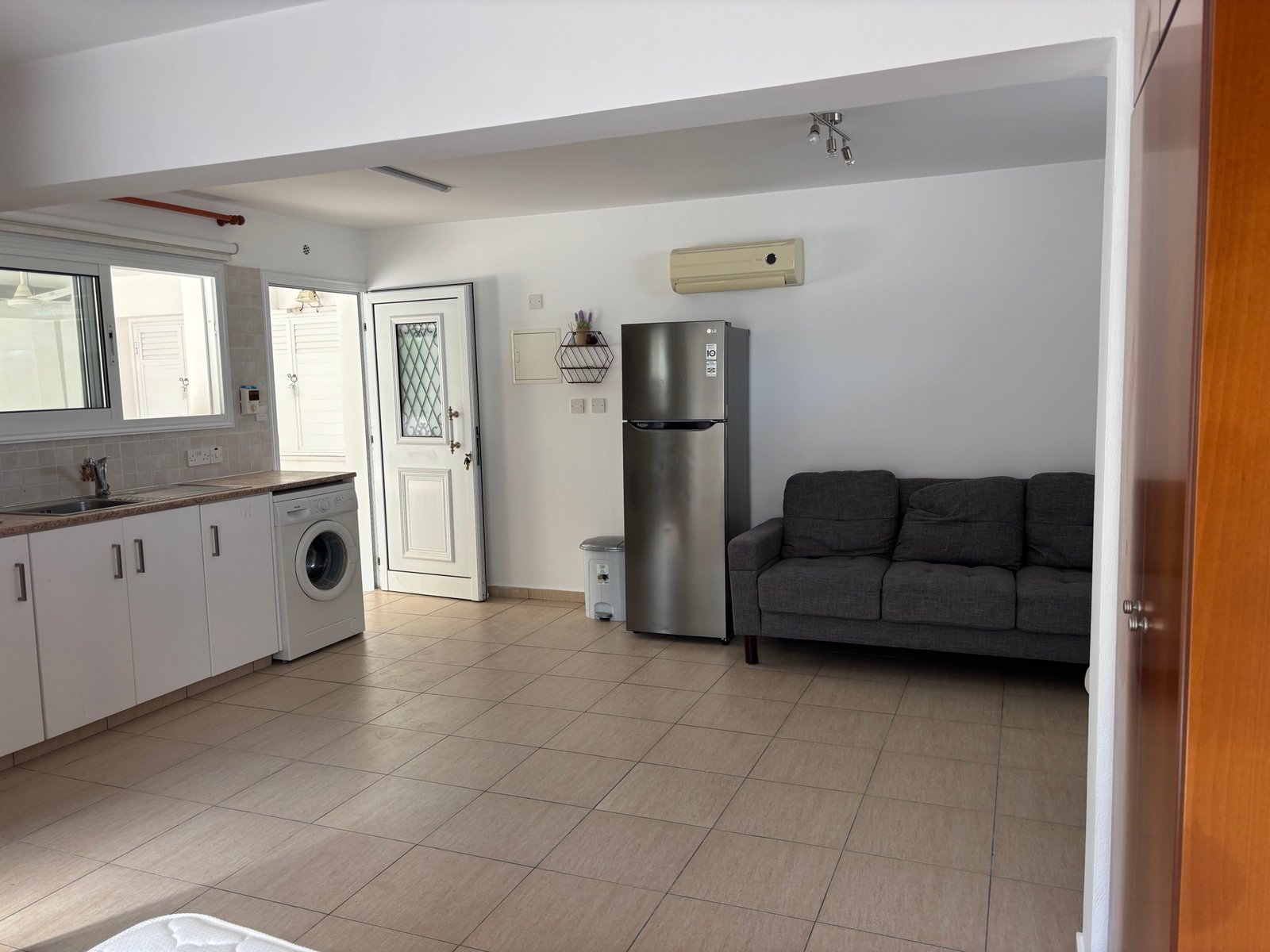 Two‑in‑One Apartment Opportunity in Geroskipou