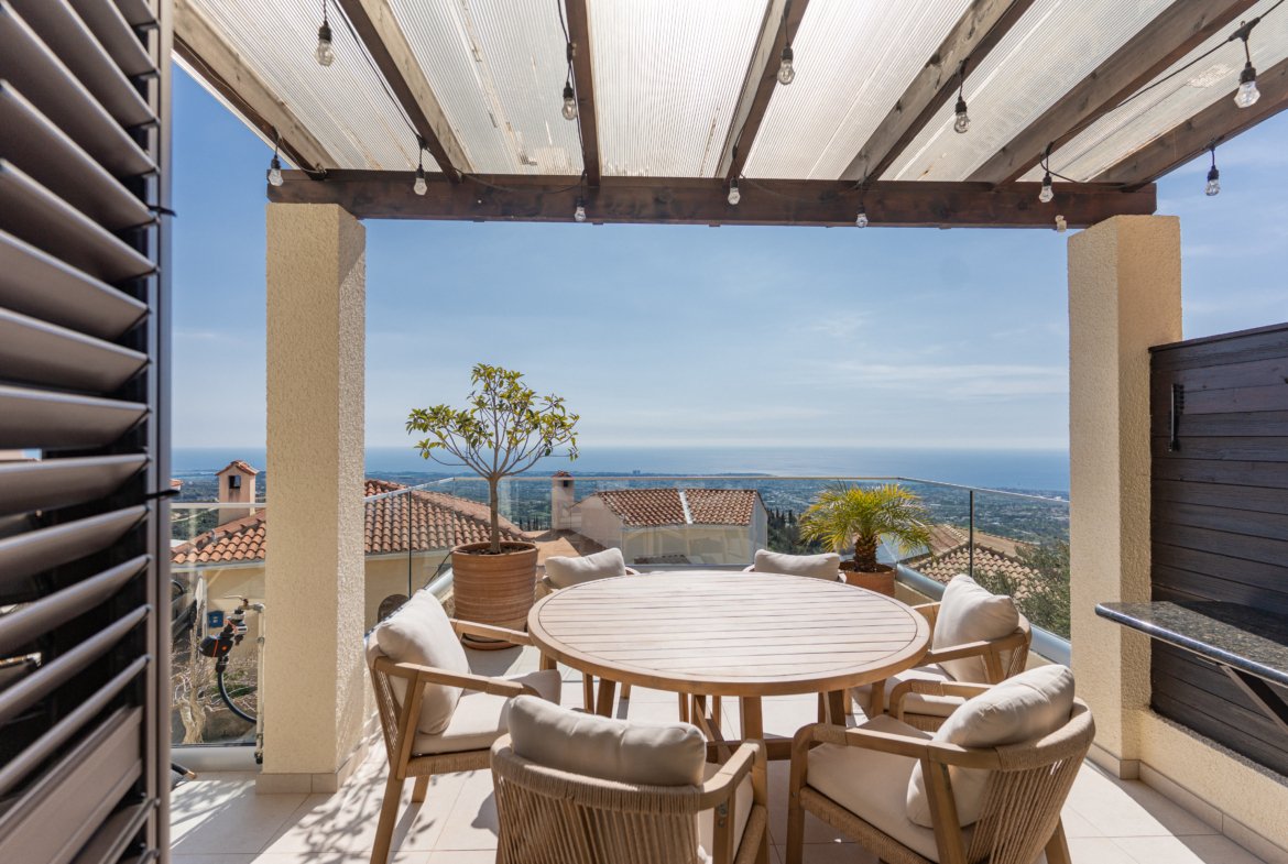 Three Bedroom Mediterranean Villa – Tsada