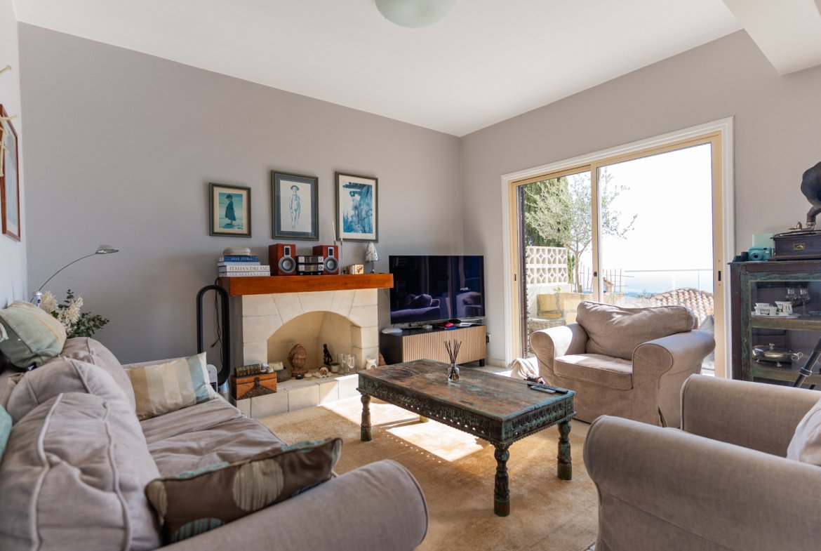Three Bedroom Mediterranean Villa – Tsada