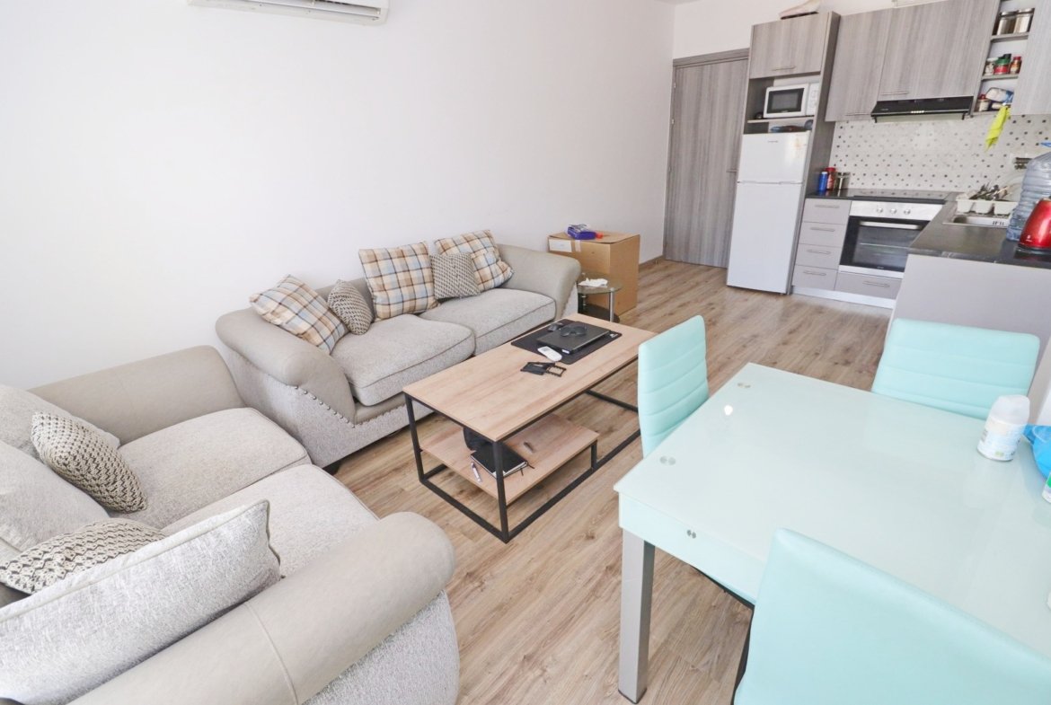 Renovated Two Bedroom Apartment in Kato Paphos