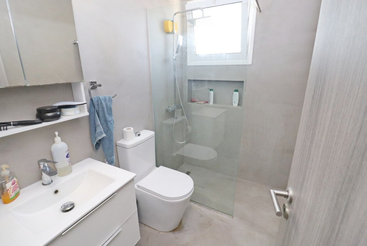 Renovated Two Bedroom Apartment in Kato Paphos