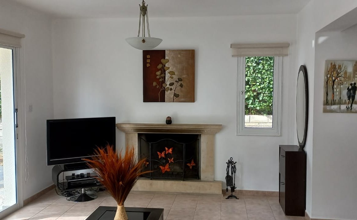 Charming Two Bedroom Detached Villa – Chloraka