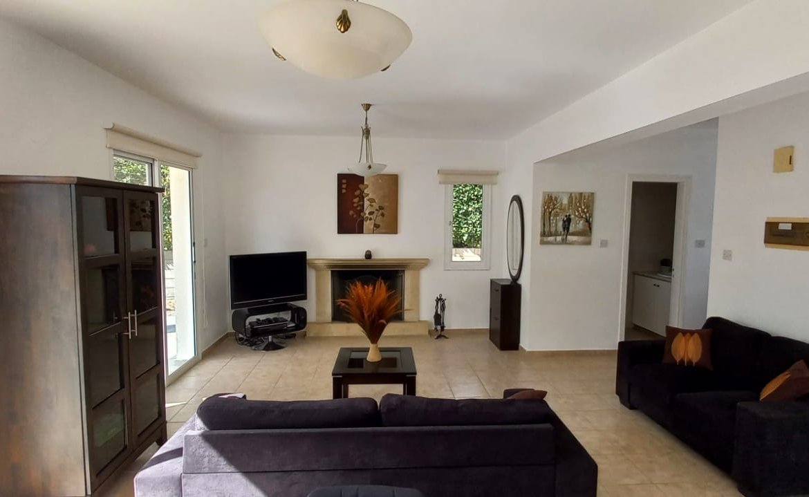 Charming Two Bedroom Detached Villa – Chloraka