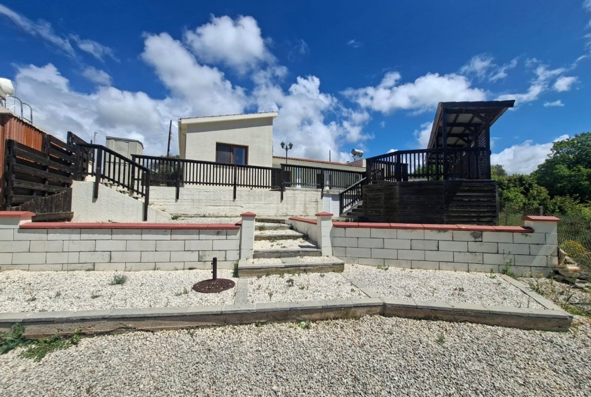 Detached Two Bedroom Bungalow in Konia