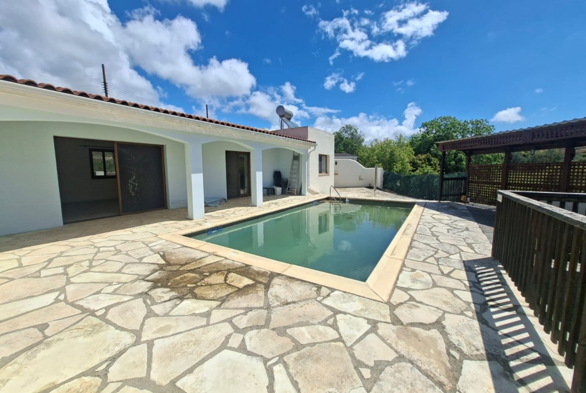 Detached Two Bedroom Bungalow in Konia