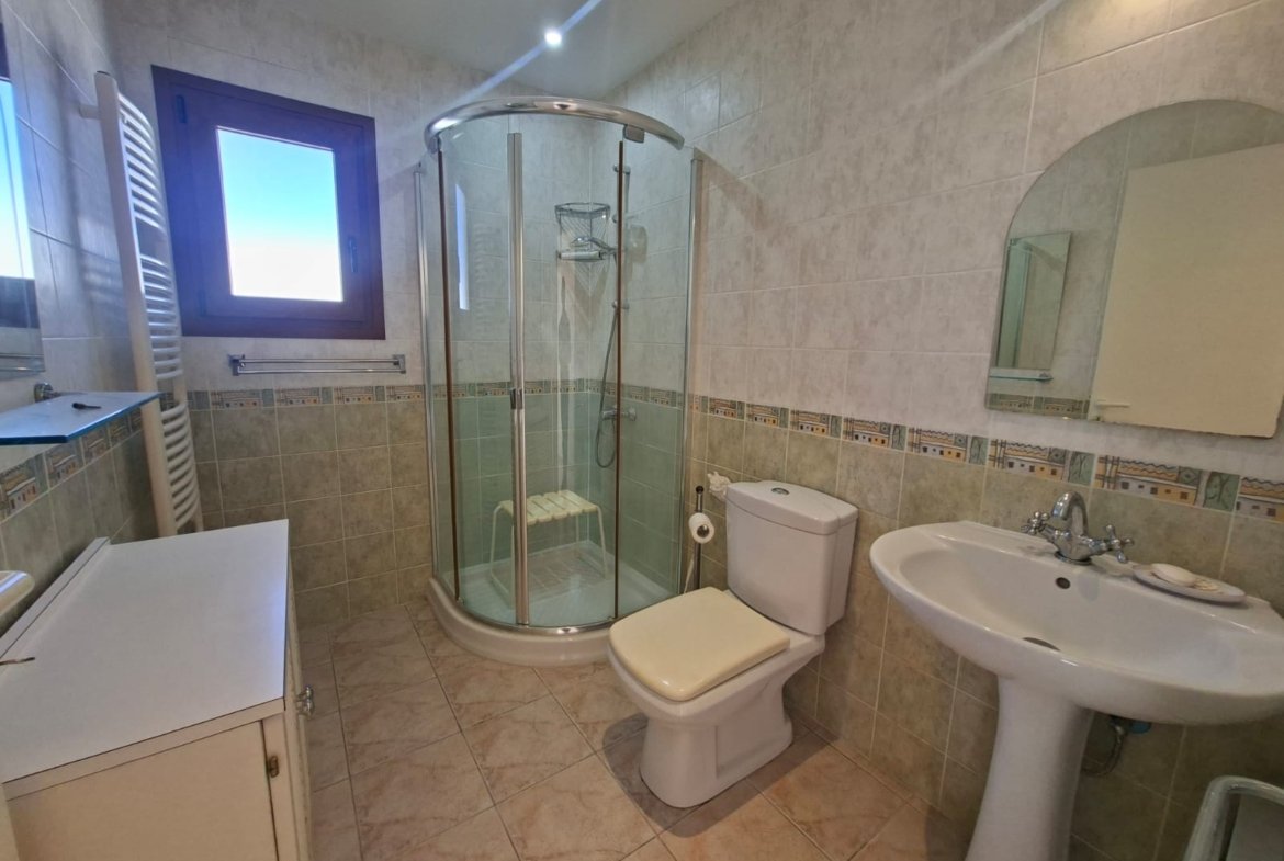 Detached Two Bedroom Bungalow in Konia