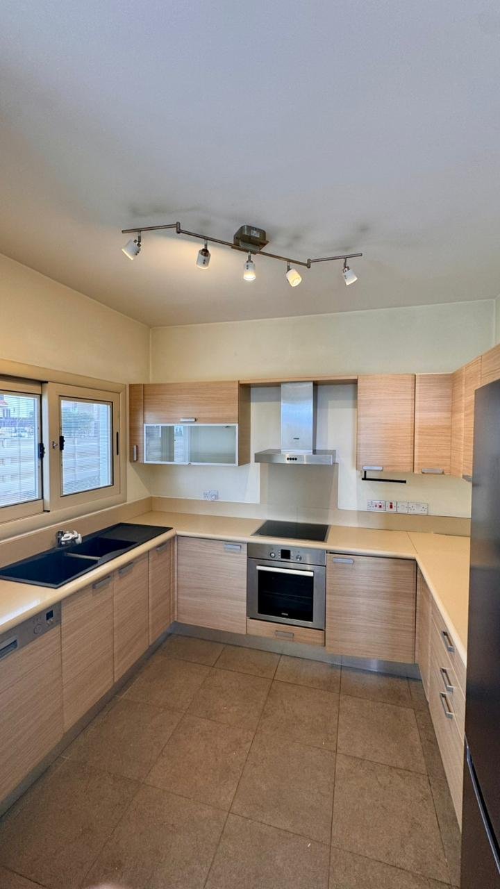 Three Bed Three Bath Mediterranean Villa – Pegeia
