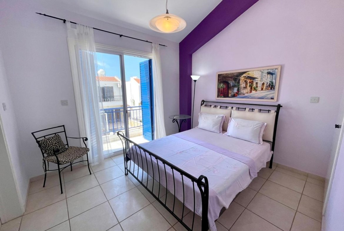 Three Bedroom Two Bathroom House 100 Meters From The Sea in Polis-Latchi