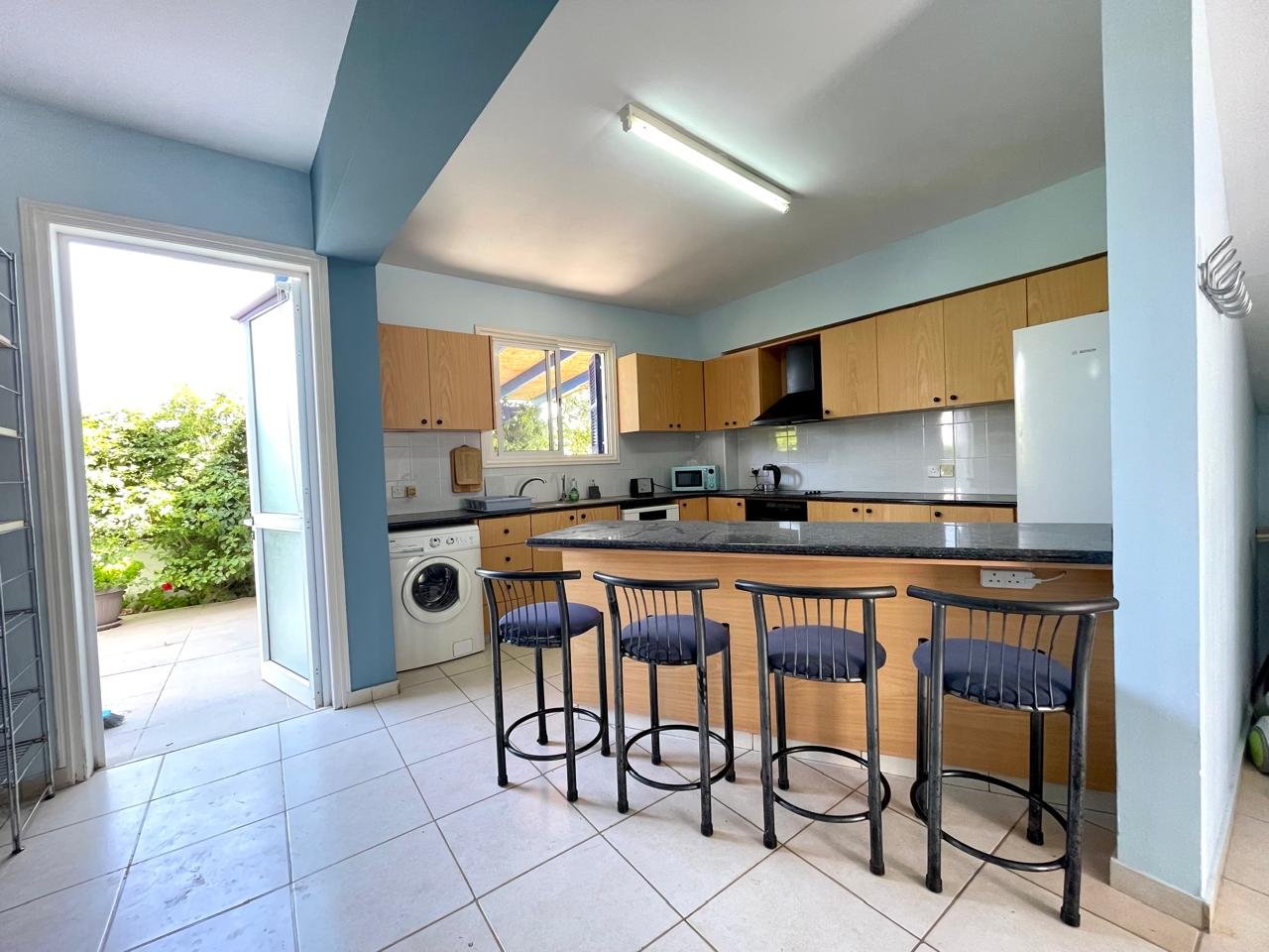 Three Bedroom Two Bathroom House 100 Meters From The Sea in Polis-Latchi