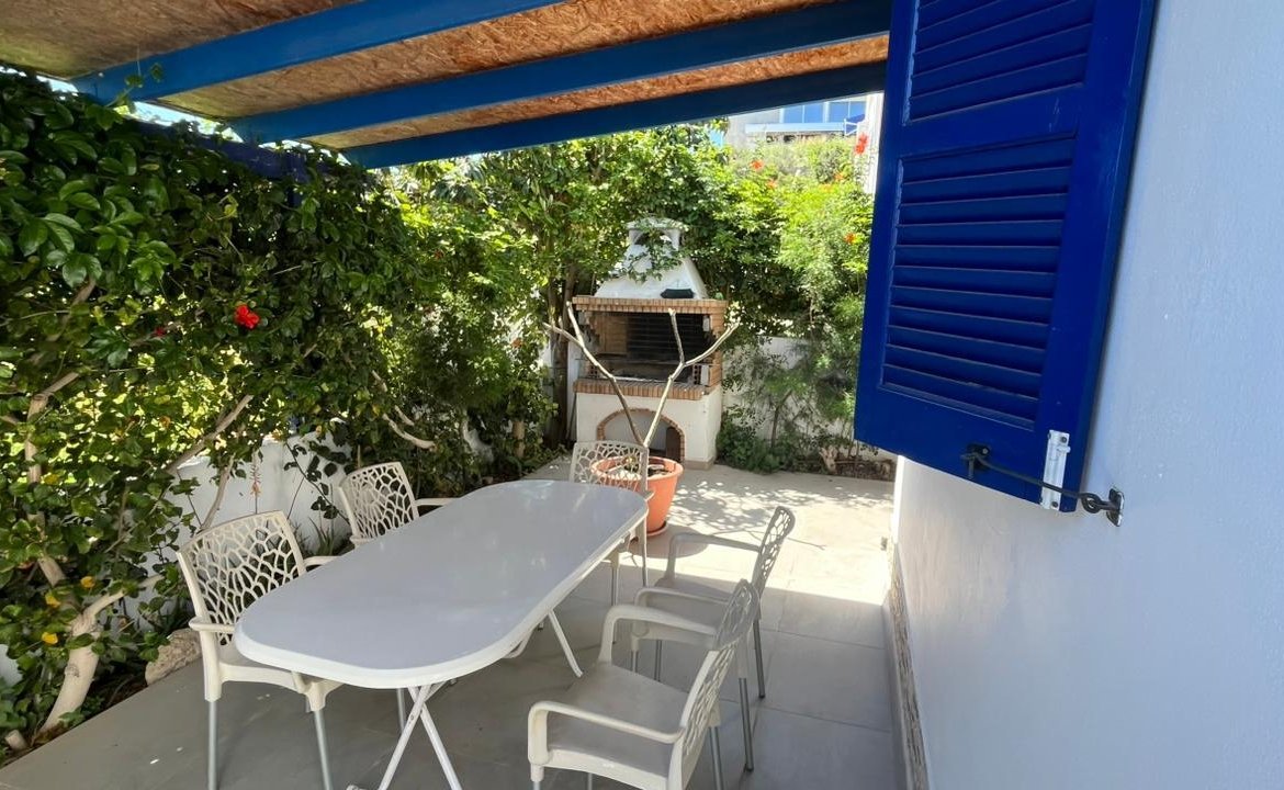 Three Bedroom Two Bathroom House 100 Meters From The Sea in Polis-Latchi