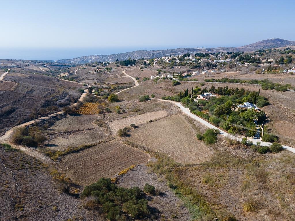 Residential Field in Pano Arodes