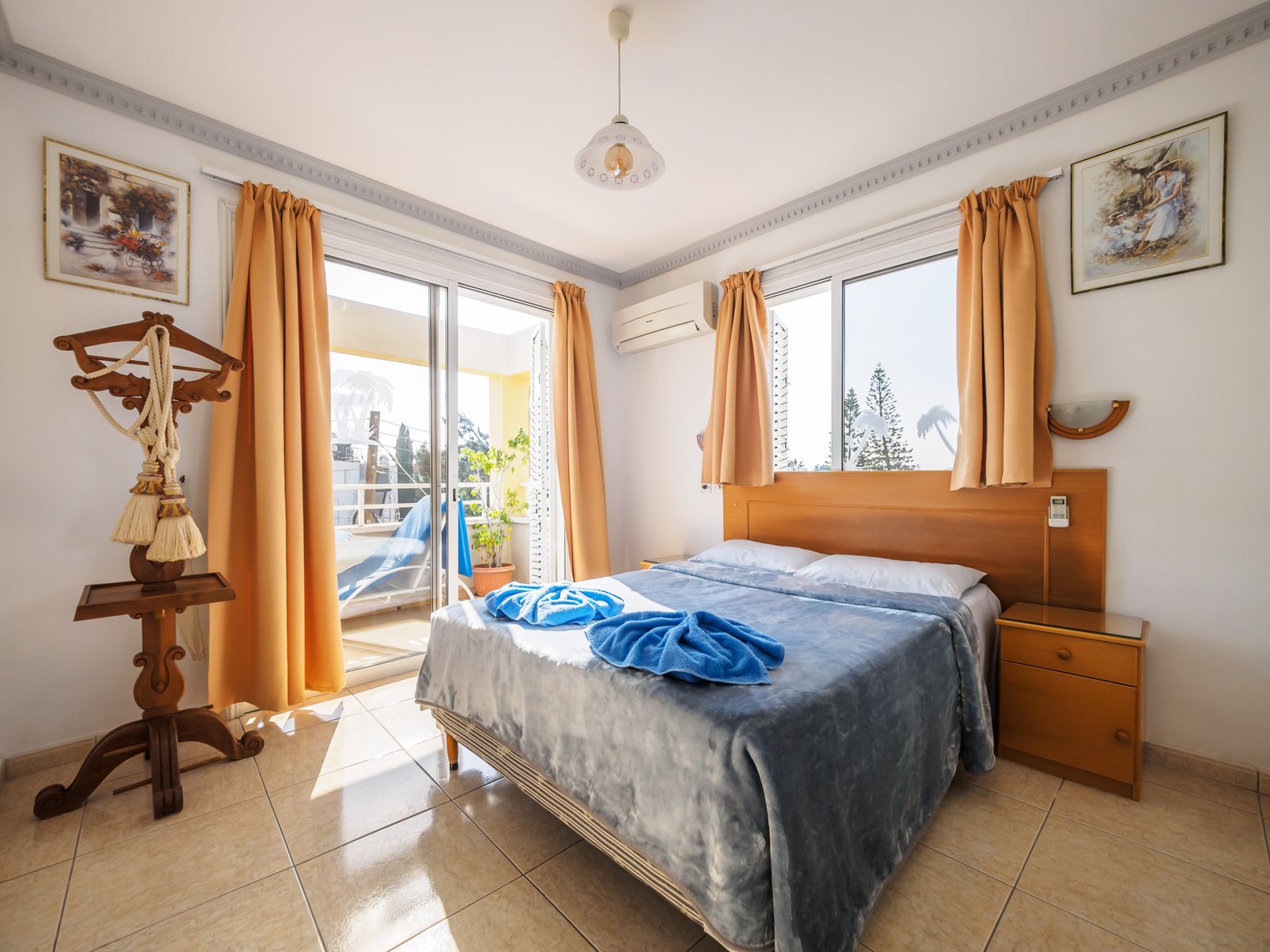 Exceptional Mixed‑Use Building in Paphos – Kato Paphos