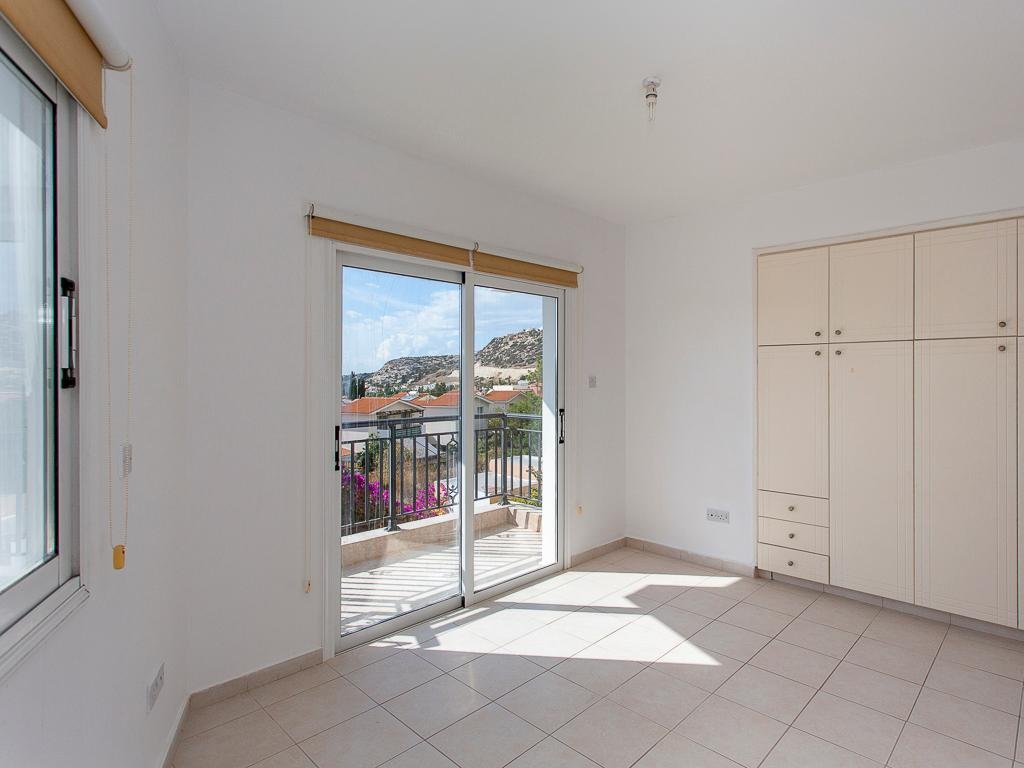 Three Bedroom Semidetached House in Pegeia