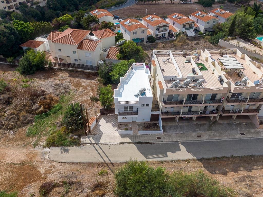 Three Bedroom Semidetached House in Pegeia