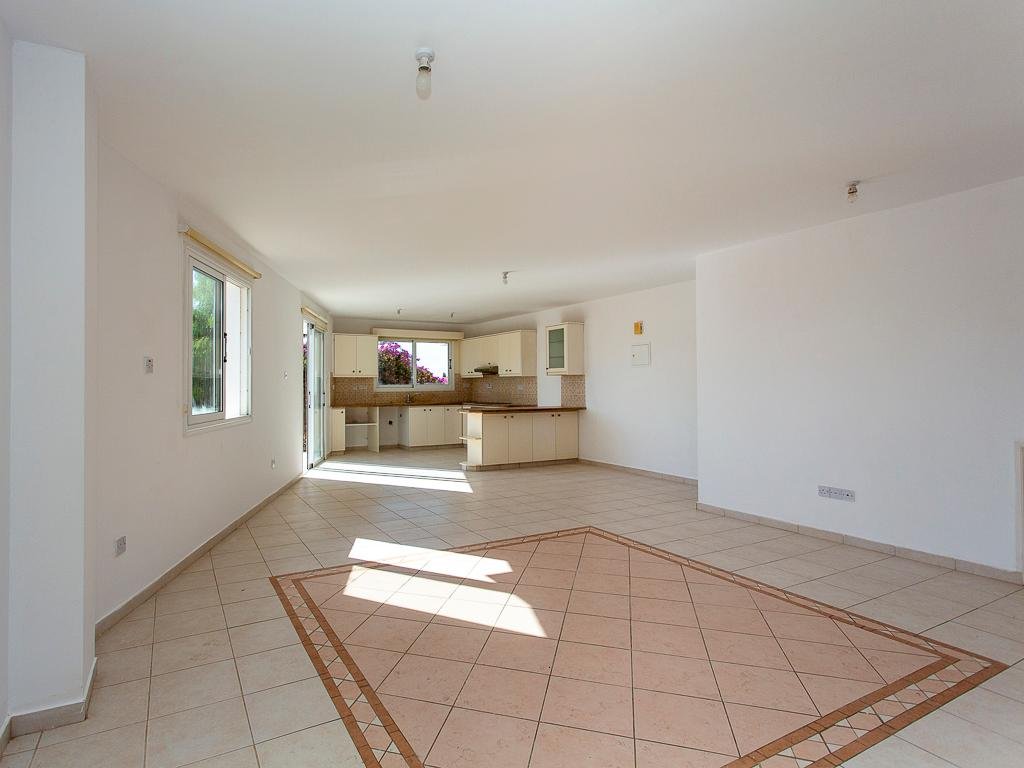 Three Bedroom Semidetached House in Pegeia