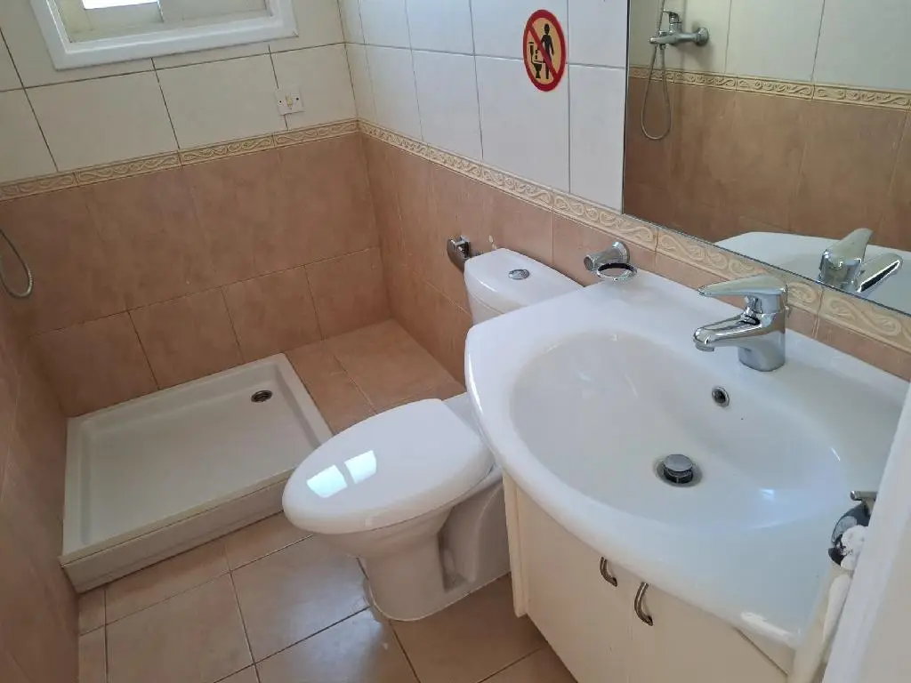 Two‑Bedroom Apartment in Chloraka