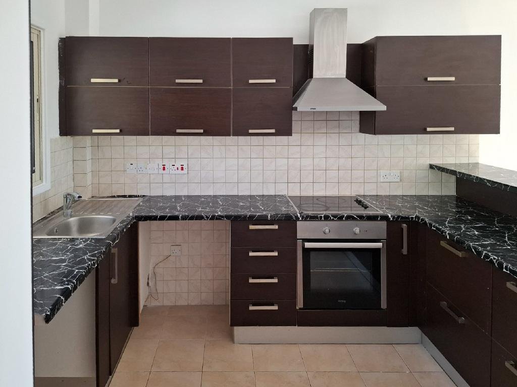 Two‑Bedroom Apartment in Chloraka