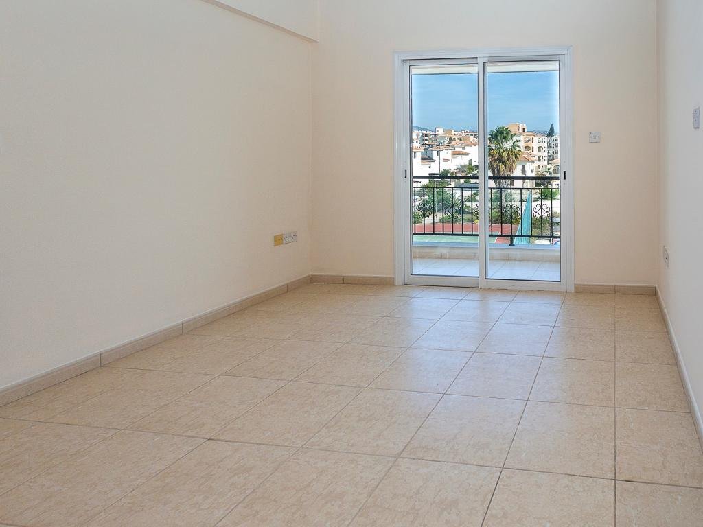 Two‑Bedroom Apartment in Chloraka