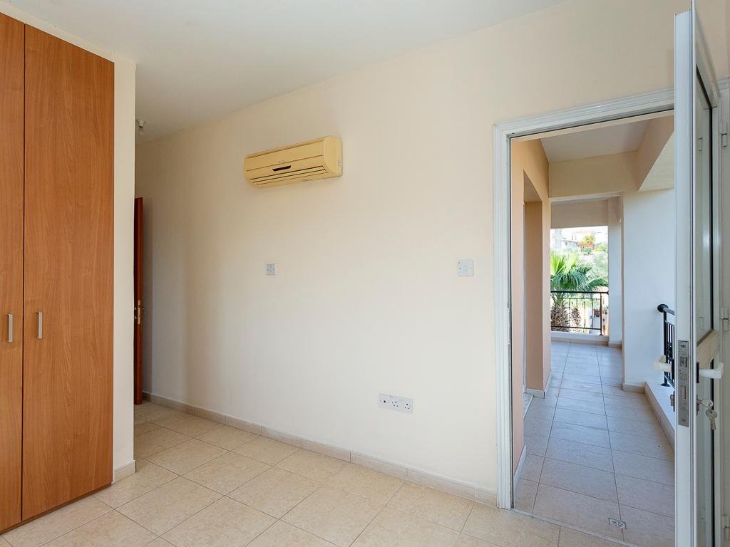 Two‑Bedroom Apartment in Chloraka
