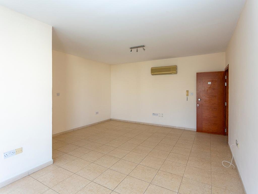Two‑Bedroom Apartment in Chloraka