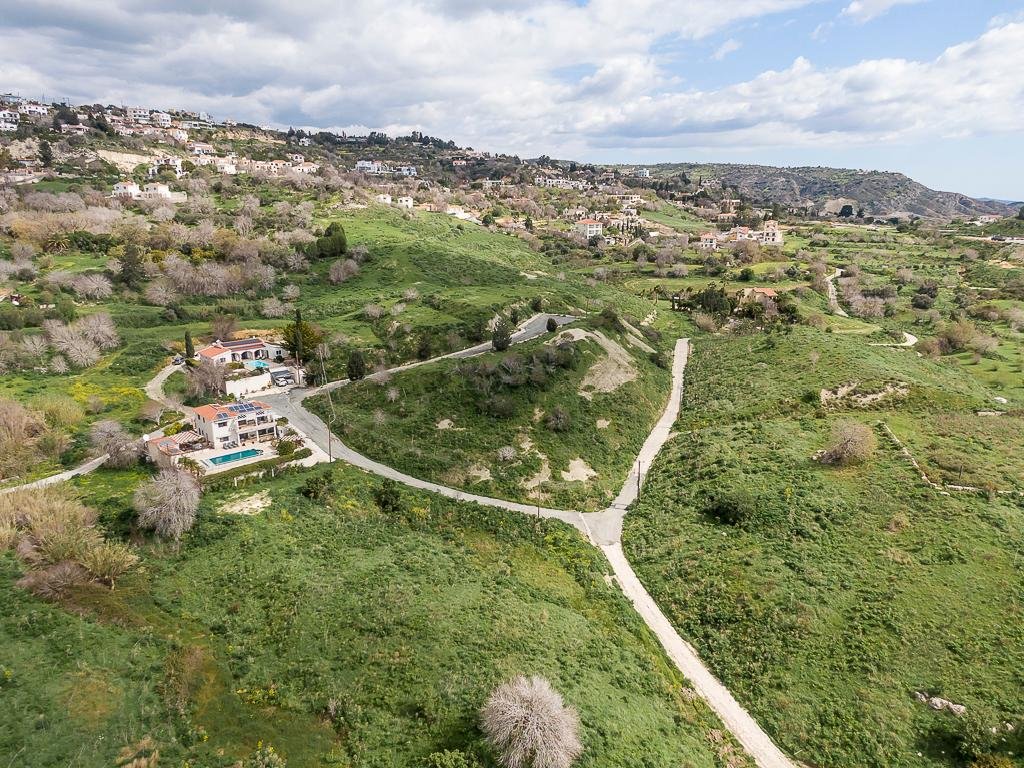 Residential Field for Sale – Armou, Paphos