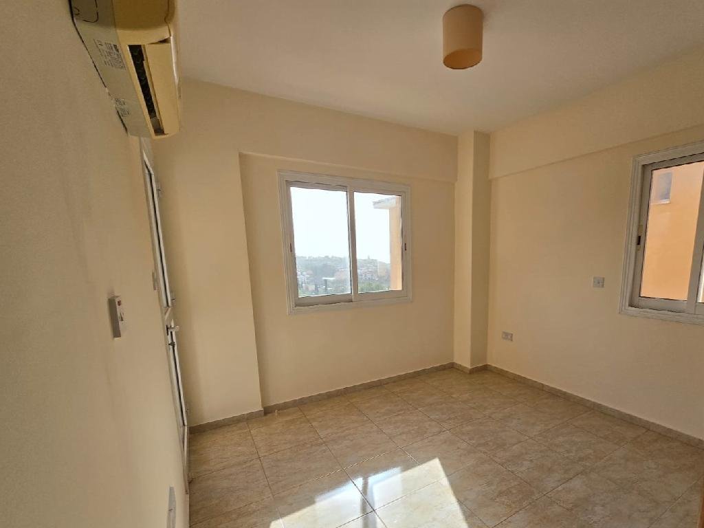 Two‑Bedroom Apartment in Chloraka