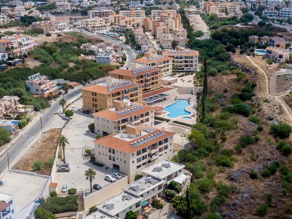 Two‑Bedroom Apartment in Chloraka