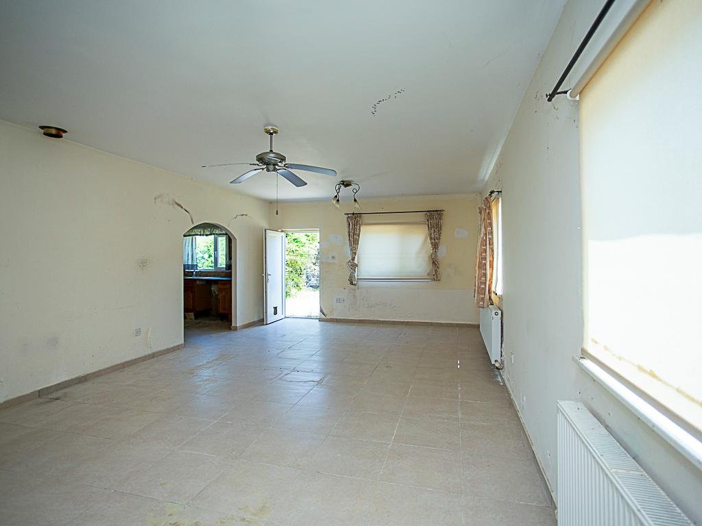 Two‑Storey Detached House in Kathikas