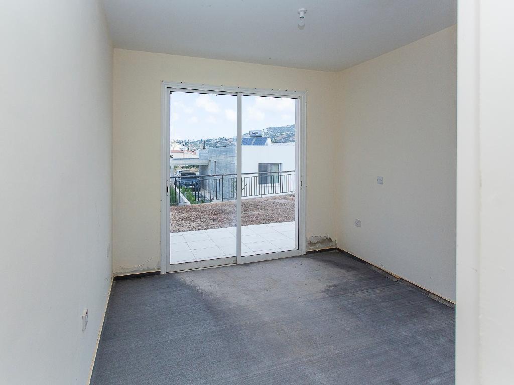 One‑Bedroom Ground‑Floor Apartment in Pegeia