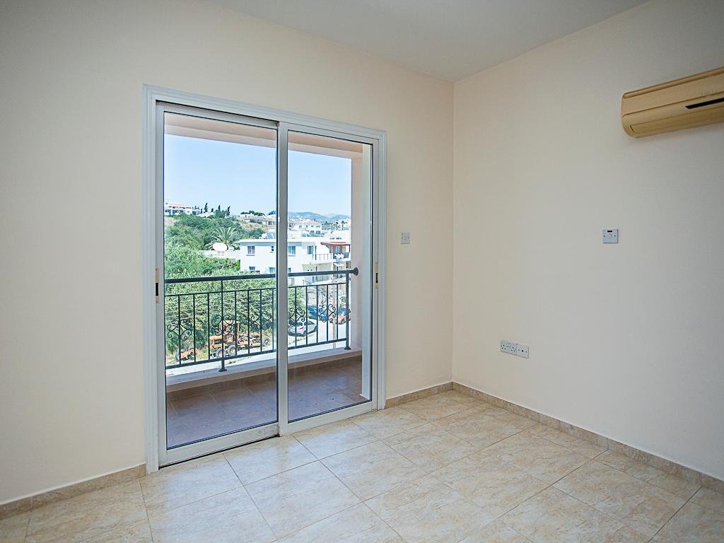 Two‑Bedroom Apartment in Chloraka