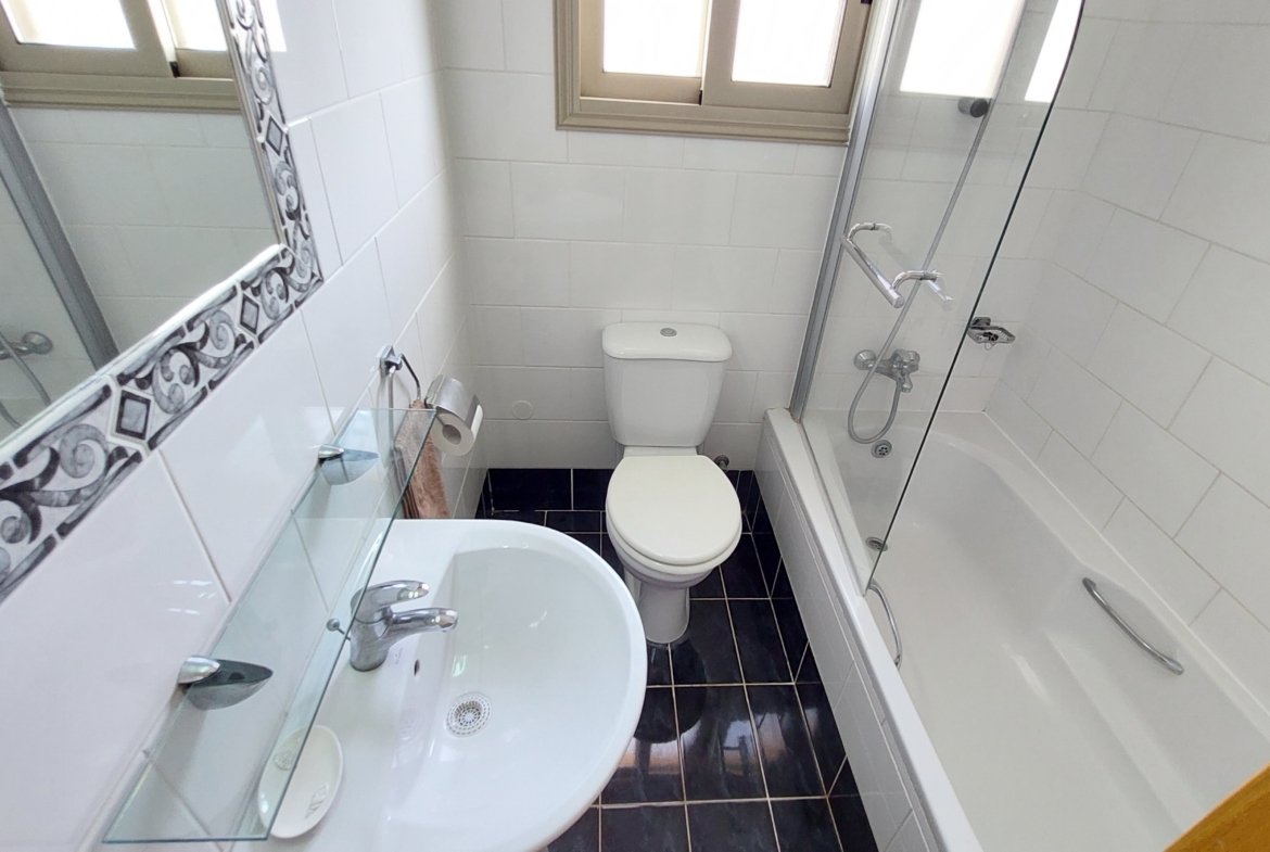 Elegant Three-Bedroom Villa in Pegeia