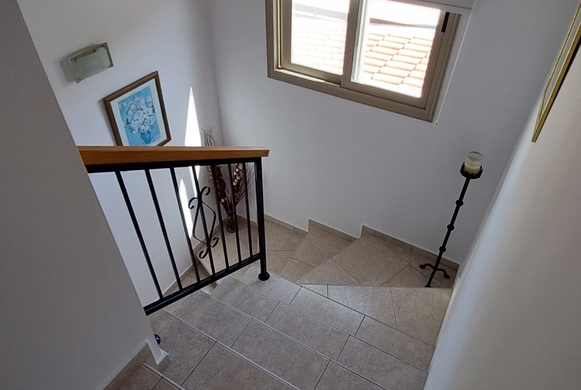 Elegant Three-Bedroom Villa in Pegeia