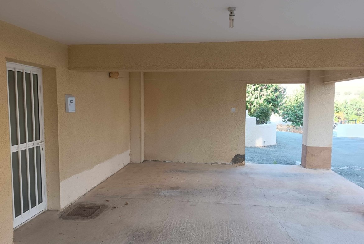 Charming One Bedroom Apartment in Pegeia