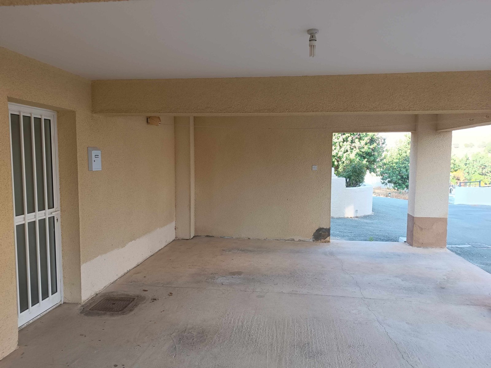 Charming One Bedroom Apartment in Pegeia