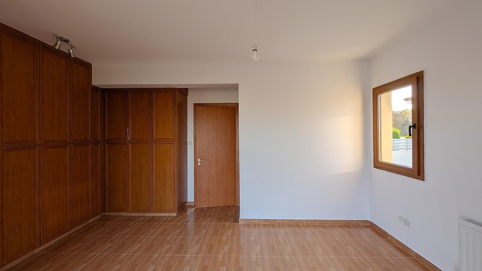 Three‑Bedroom Villa in Tsada