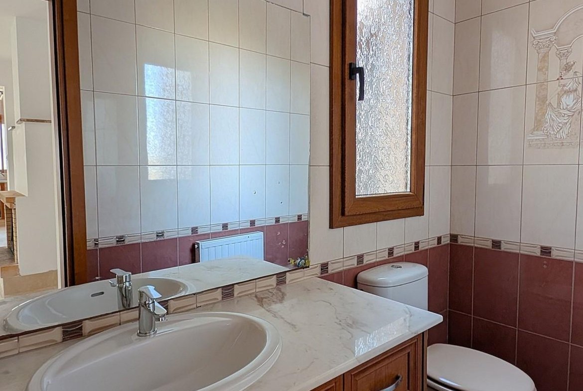 Three‑Bedroom Villa in Tsada