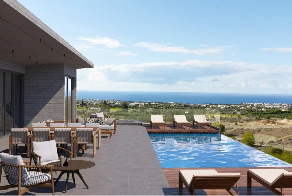 Luxury Six Bedroom Five Bathroom Villa – Tremisoutha