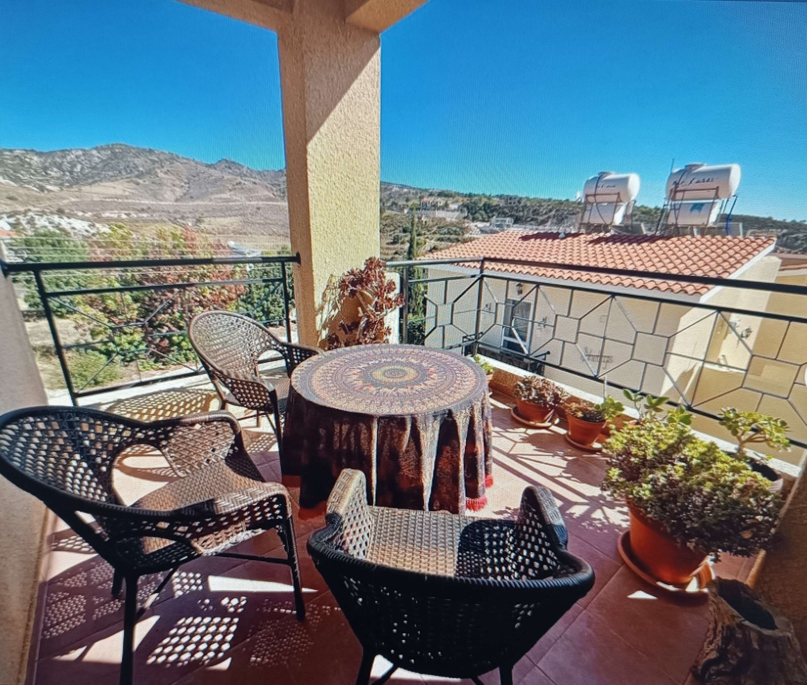 Charming One Bedroom Apartment in Pegeia