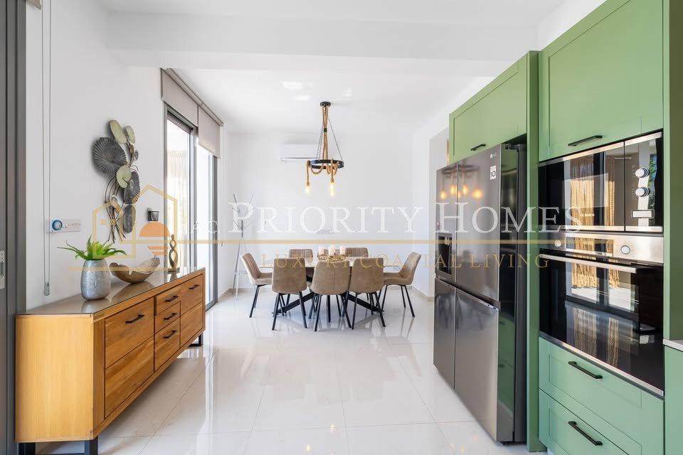 Luxury Villa For Rent in St. Georges