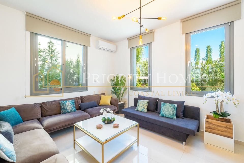 Luxury Villa For Rent in St. Georges