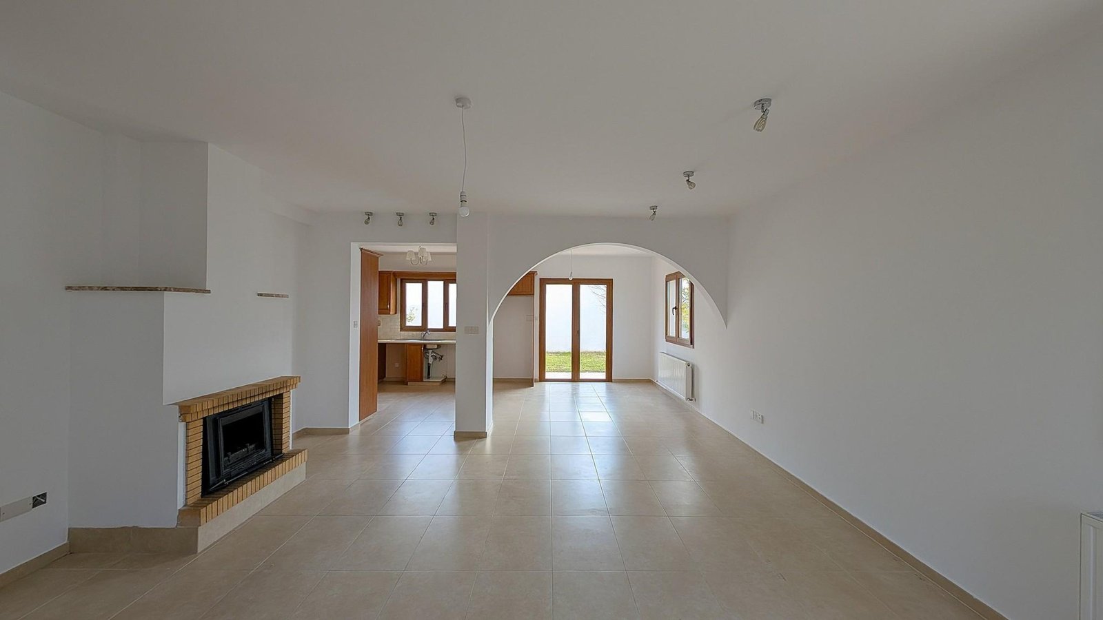 Three‑Bedroom Villa in Tsada
